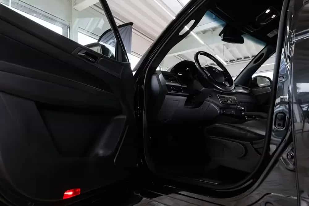 Ssangyong MUSSO Grand Black Line 4WD AT  AHK (3,5T) 02/2023-photo-11