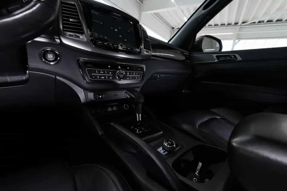 Ssangyong MUSSO Grand Black Line 4WD AT  AHK (3,5T) 02/2023-photo-13