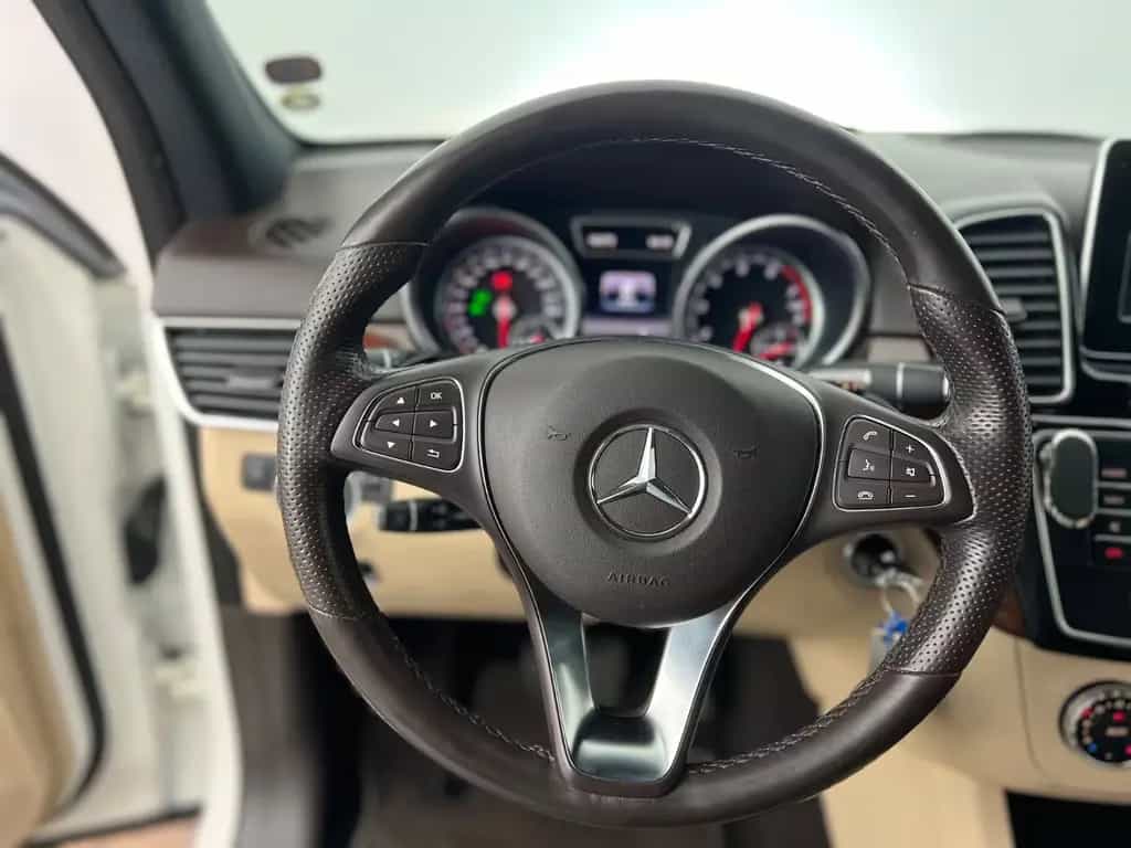 Mercedes-Benz GLE-Class 400 4Matic/ 333PS/ 2.H/ GARANTIE/ AHK/ NAVI 12/2015-photo-17