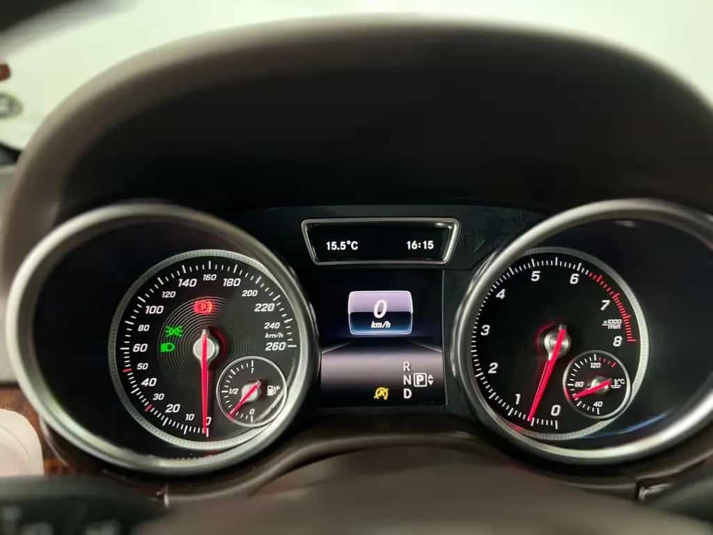 Mercedes-Benz GLE-Class 400 4Matic/ 333PS/ 2.H/ GARANTIE/ AHK/ NAVI 12/2015-photo-18