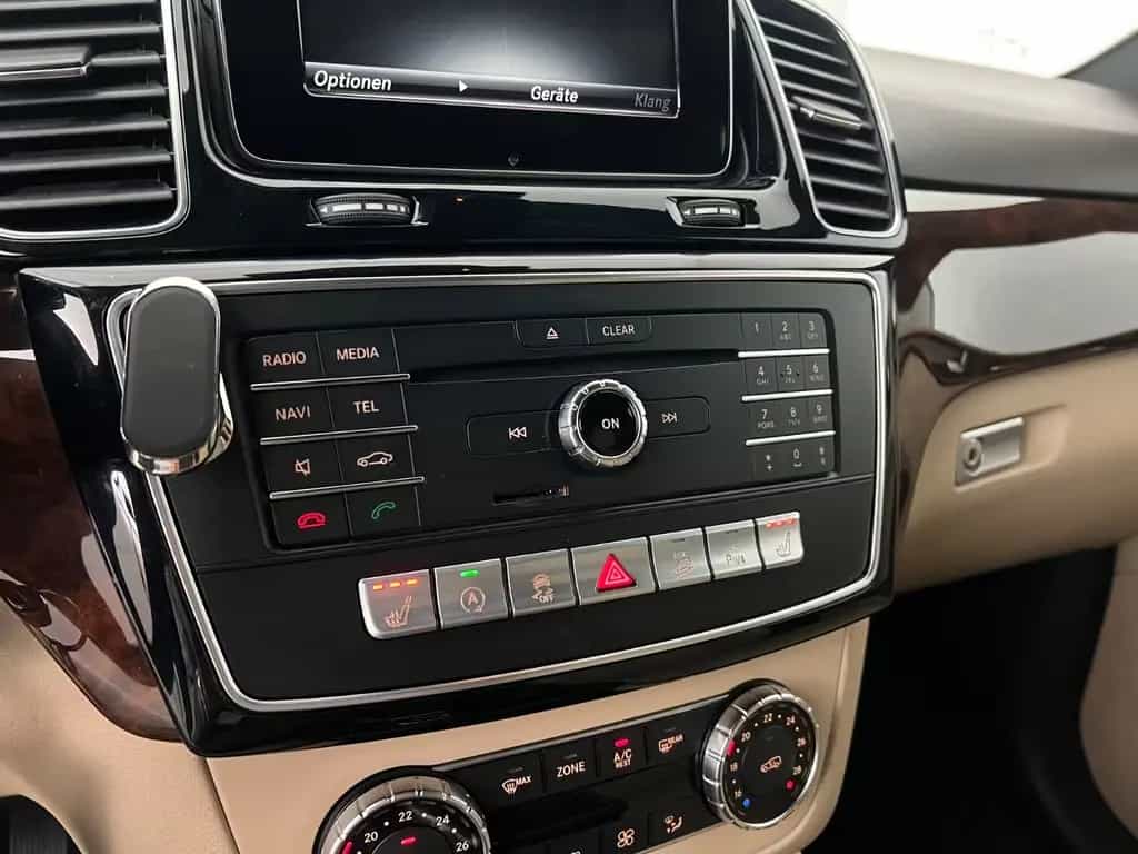Mercedes-Benz GLE-Class 400 4Matic/ 333PS/ 2.H/ GARANTIE/ AHK/ NAVI 12/2015-photo-21