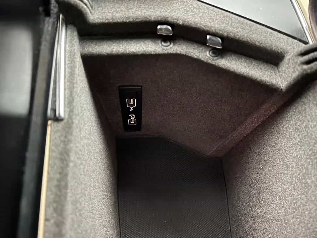 Mercedes-Benz GLE-Class 400 4Matic/ 333PS/ 2.H/ GARANTIE/ AHK/ NAVI 12/2015-photo-35