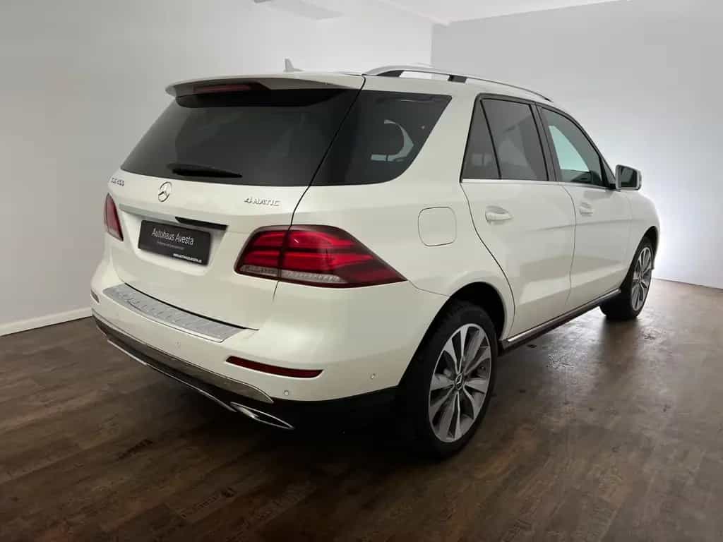 Mercedes-Benz GLE-Class 400 4Matic/ 333PS/ 2.H/ GARANTIE/ AHK/ NAVI 12/2015-photo-4