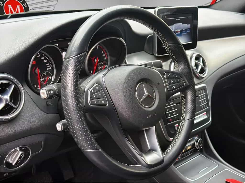Mercedes-Benz CLA-Class 220 4MATIK S COUPE *Aut*Leder*LED*Temp* 11/2018-photo-12