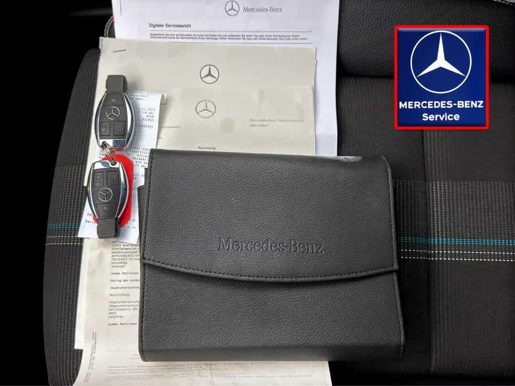 Mercedes-Benz CLA-Class 220 4MATIK S COUPE *Aut*Leder*LED*Temp* 11/2018-photo-26
