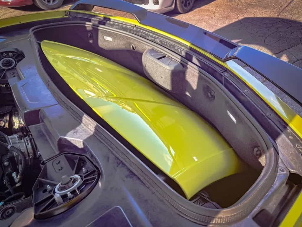 Corvette C8 Stingray Targa 3LT Z51 PERFORMANCE TÜV DE LED 11/2020-photo-19