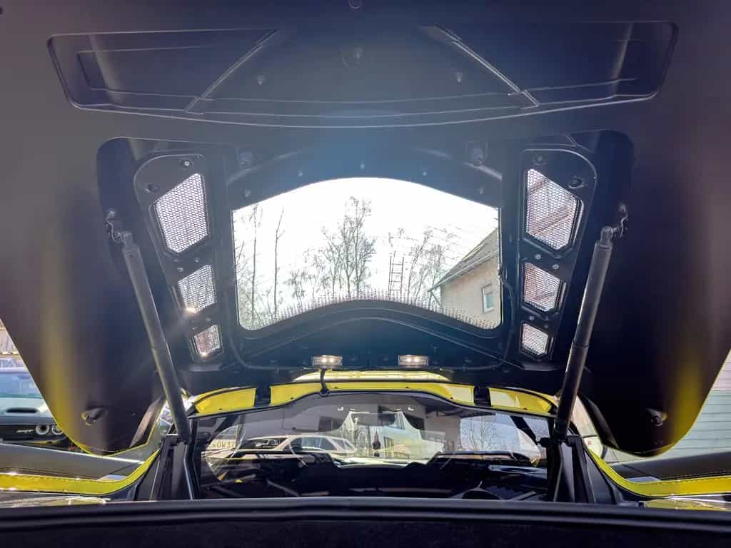 Corvette C8 Stingray Targa 3LT Z51 PERFORMANCE TÜV DE LED 11/2020-photo-26