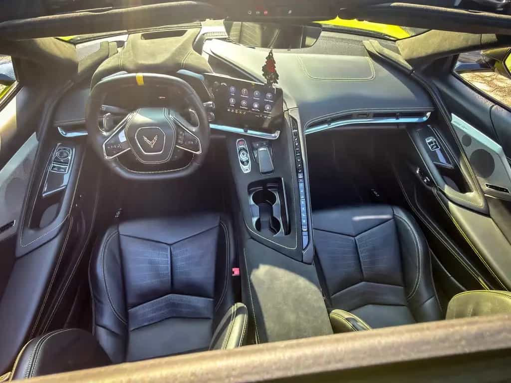 Corvette C8 Stingray Targa 3LT Z51 PERFORMANCE TÜV DE LED 11/2020-photo-30