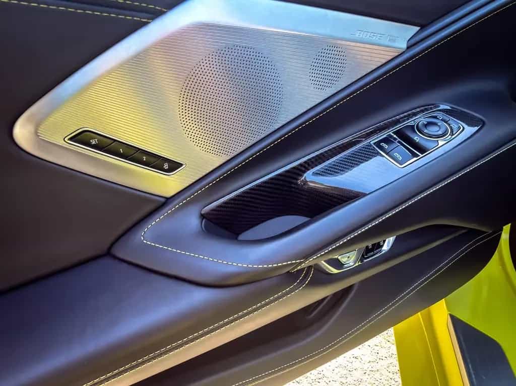 Corvette C8 Stingray Targa 3LT Z51 PERFORMANCE TÜV DE LED 11/2020-photo-31