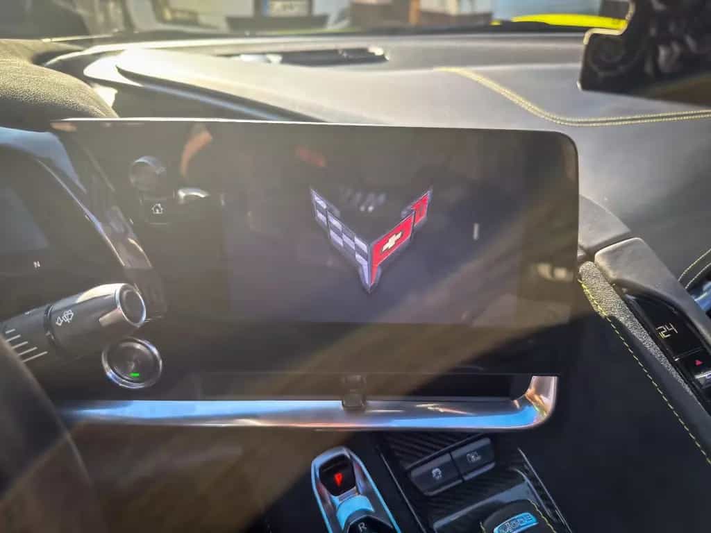 Corvette C8 Stingray Targa 3LT Z51 PERFORMANCE TÜV DE LED 11/2020-photo-37