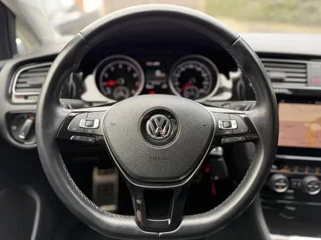 Volkswagen Golf VII 1.0 TSI IQ.DRIVE OPF/NAVI/Spurhalte/LED 04/2019-photo-9
