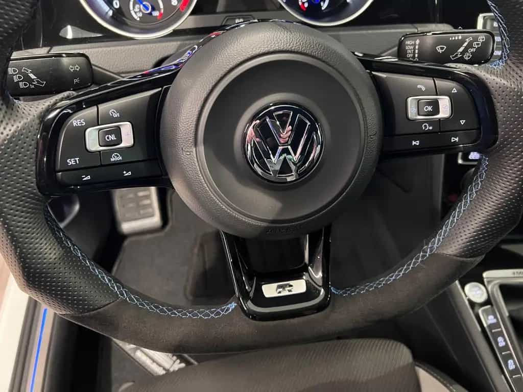 Volkswagen Golf 2.0 TSI 4MOTION BMT R 19ZOLL NAVI KEYLESS 09/2014-photo-29