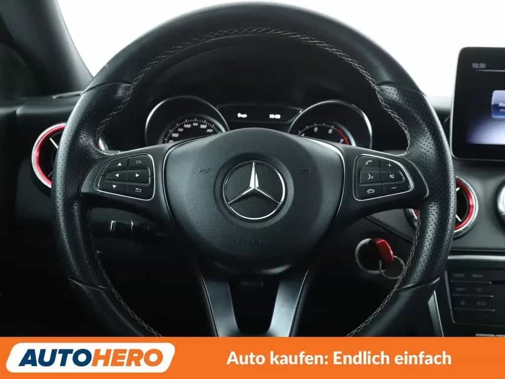 Mercedes-Benz CLA-Class CLA 200 Urban*LED*NAVI*TEMPO*PDC*SHZ* 04/2018-photo-10