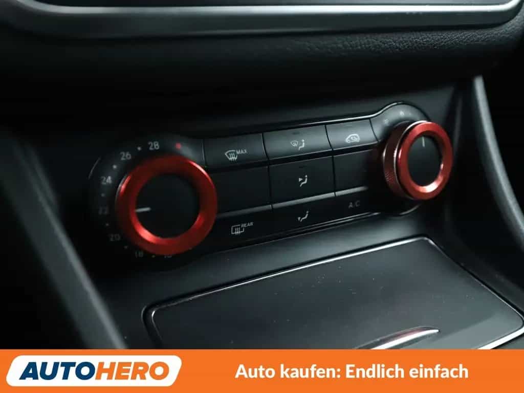 Mercedes-Benz CLA-Class CLA 200 Urban*LED*NAVI*TEMPO*PDC*SHZ* 04/2018-photo-15