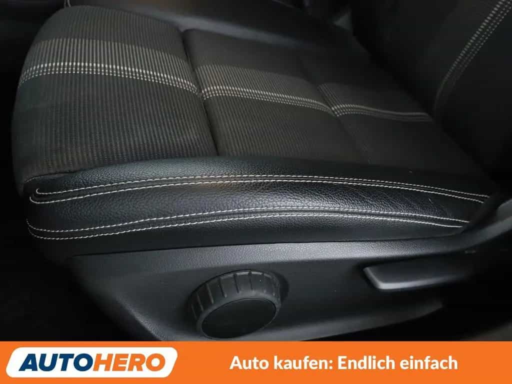 Mercedes-Benz CLA-Class CLA 200 Urban*LED*NAVI*TEMPO*PDC*SHZ* 04/2018-photo-21