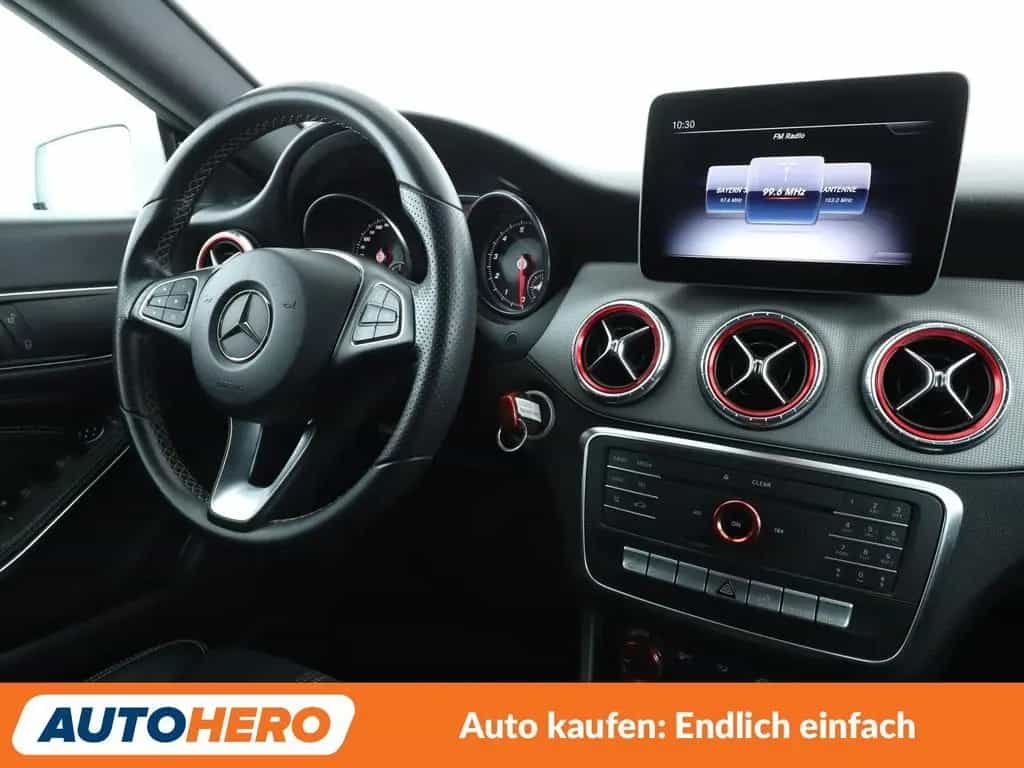 Mercedes-Benz CLA-Class CLA 200 Urban*LED*NAVI*TEMPO*PDC*SHZ* 04/2018-photo-23