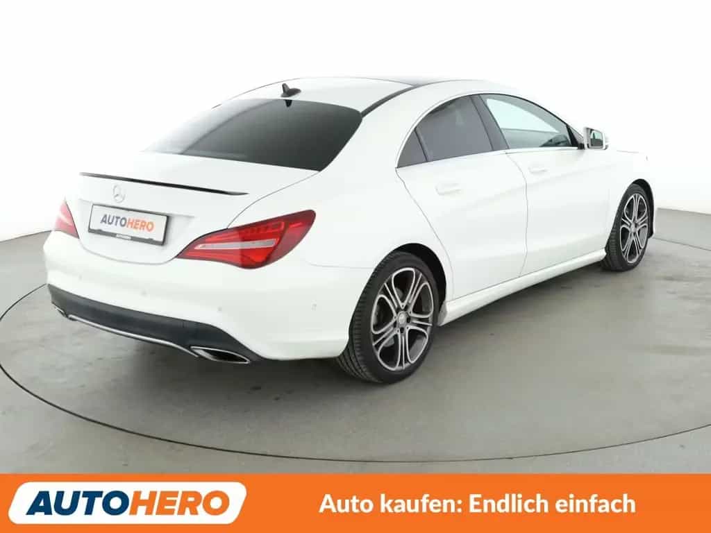 Mercedes-Benz CLA-Class CLA 200 Urban*LED*NAVI*TEMPO*PDC*SHZ* 04/2018-photo-3