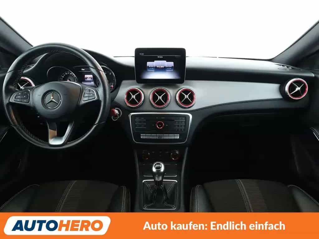 Mercedes-Benz CLA-Class CLA 200 Urban*LED*NAVI*TEMPO*PDC*SHZ* 04/2018-photo-7