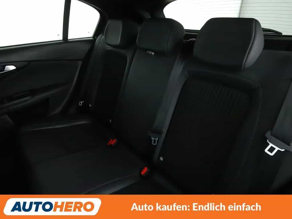 Fiat Tipo 1.4 Turbo S-Design*NAVI*BI-XENON*TEMPO*CAM* 04/2020-photo-13