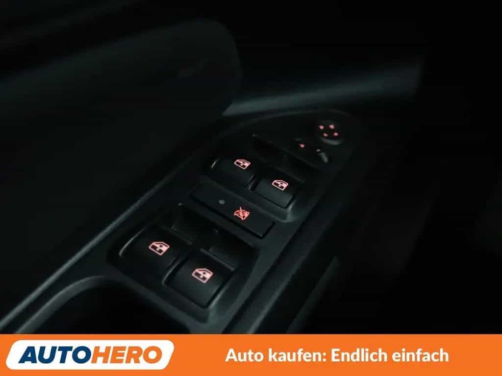 Fiat Tipo 1.4 Turbo S-Design*NAVI*BI-XENON*TEMPO*CAM* 04/2020-photo-24