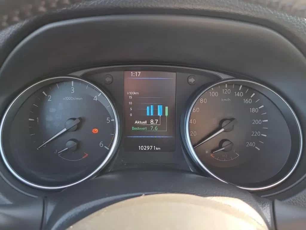 Nissan Qashqai 1.7 Turbodiesel +ACC+360°+SHZ+NAVI+LED+ 03/2019-photo-12
