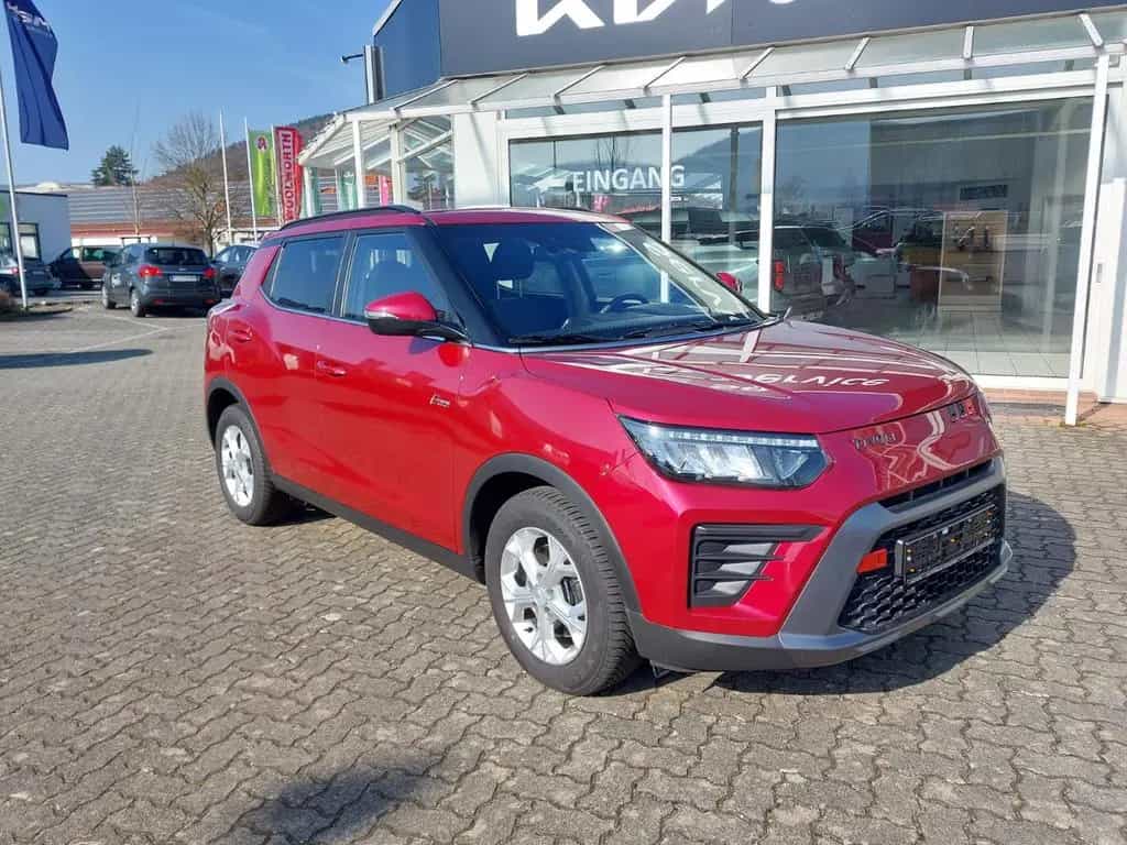 KGM Tivoli 1.5 T-GDI 2WD Automatik Bliss Red 03/2025-photo-1