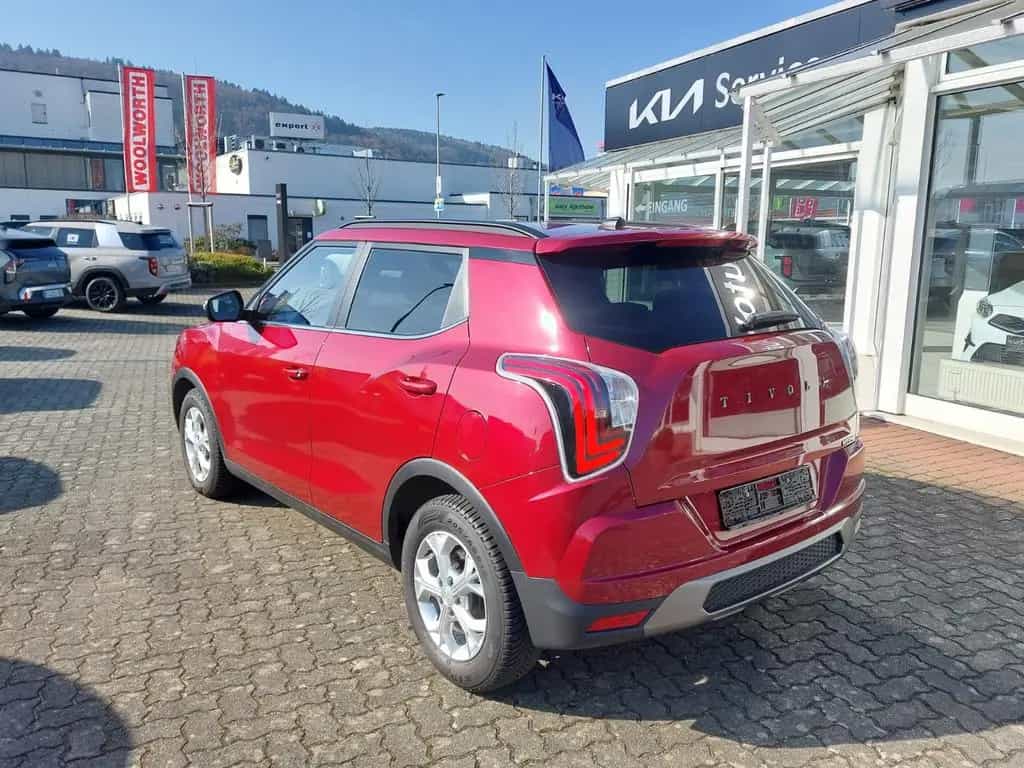 KGM Tivoli 1.5 T-GDI 2WD Automatik Bliss Red 03/2025-photo-3