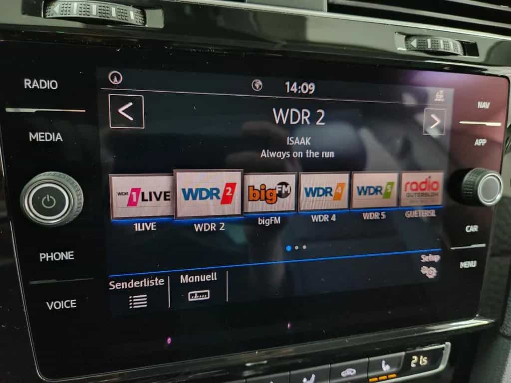 Volkswagen Golf IQ.DRIVE DSG ACC NAV SHZ KAM PDC M&S CarPl. 05/2019-photo-18