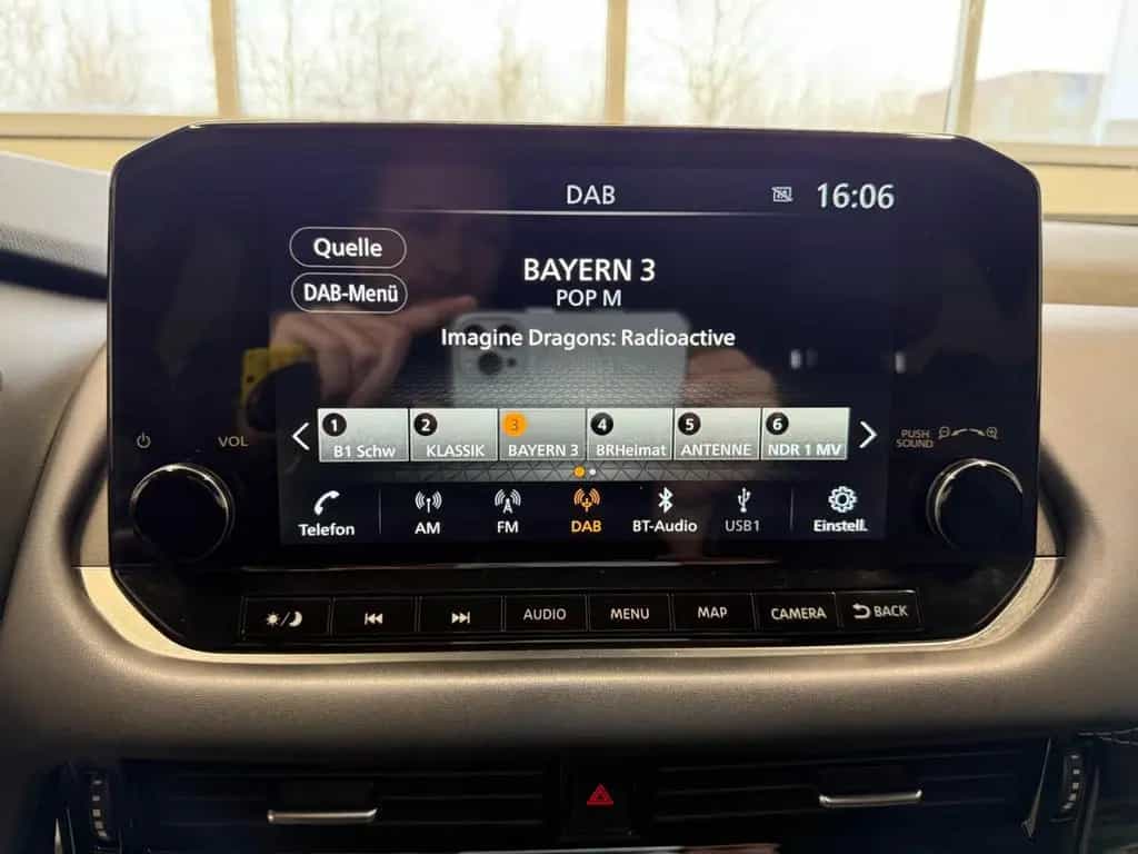 Nissan Qashqai Tekna - Pano, HeadUp, Teilleder 02/2022-photo-17