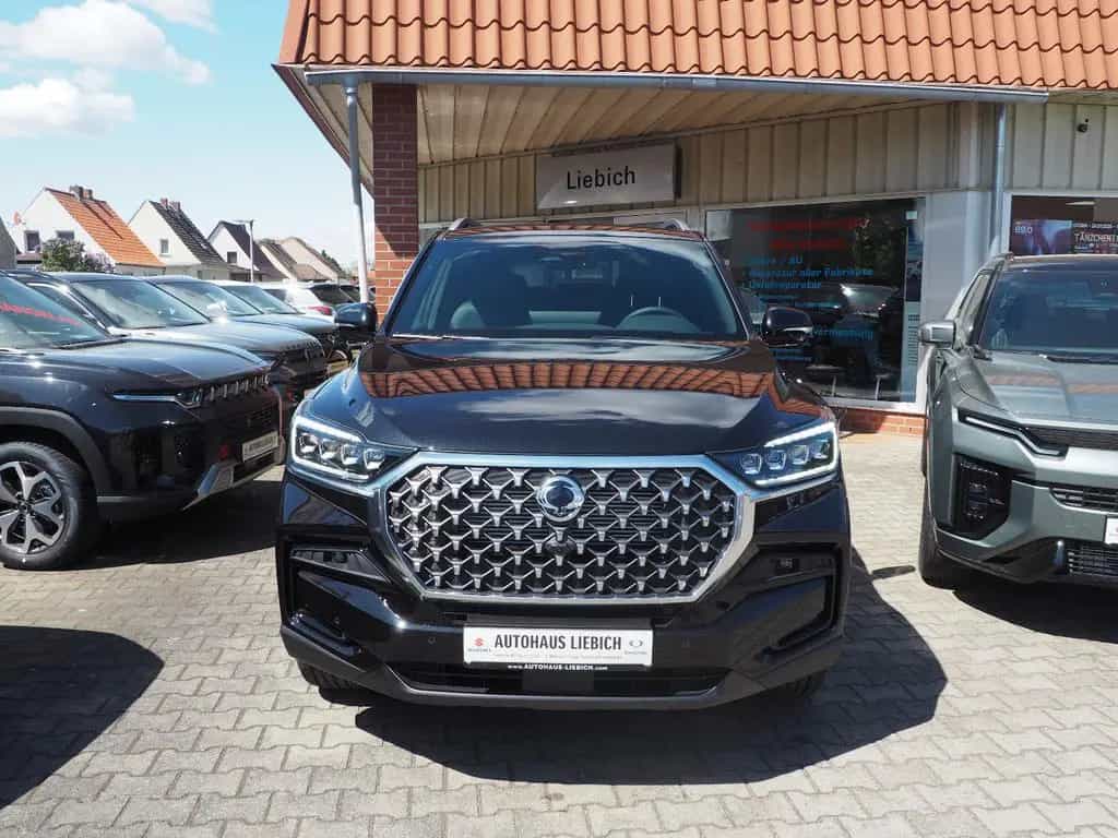 KGM Rexton 2.2 Diesel Lux 4WD Automatik 7 Sitzer!!! 09/2025-photo-3