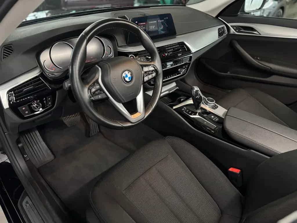 BMW 5 Series 520 d Touring "Business-P. Navi Connected Plus" 01/2020-photo-10