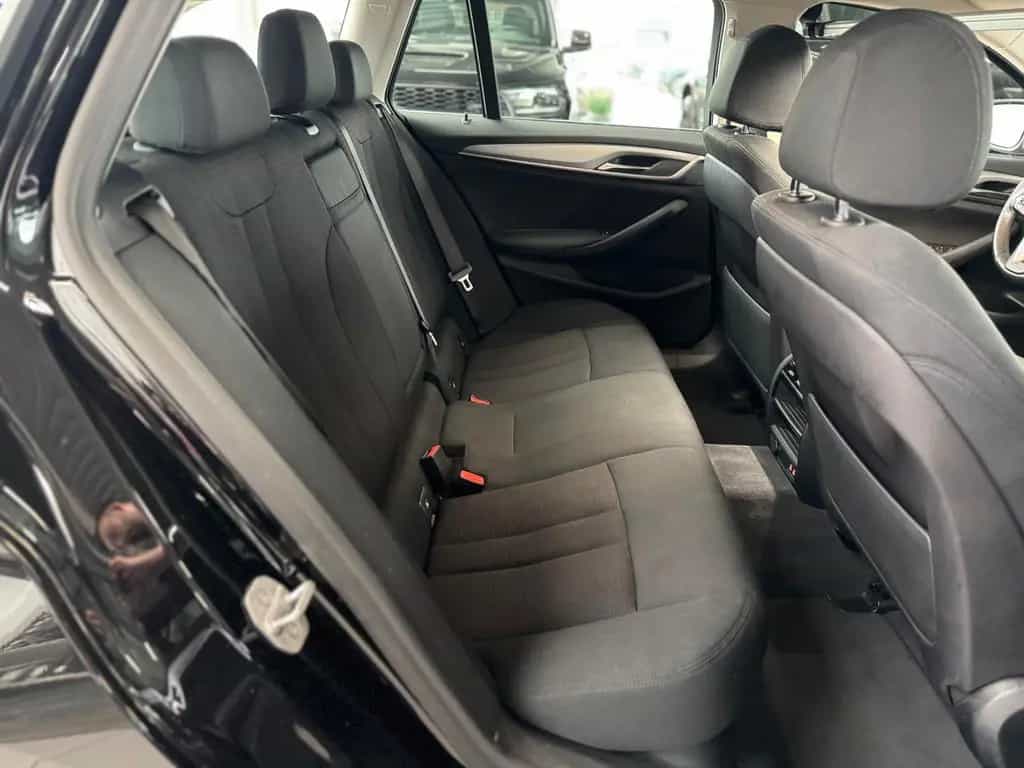 BMW 5 Series 520 d Touring "Business-P. Navi Connected Plus" 01/2020-photo-15