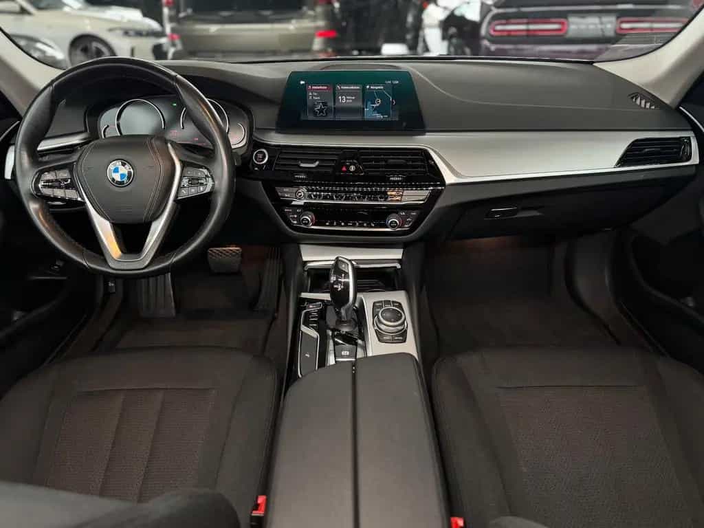 BMW 5 Series 520 d Touring "Business-P. Navi Connected Plus" 01/2020-photo-20