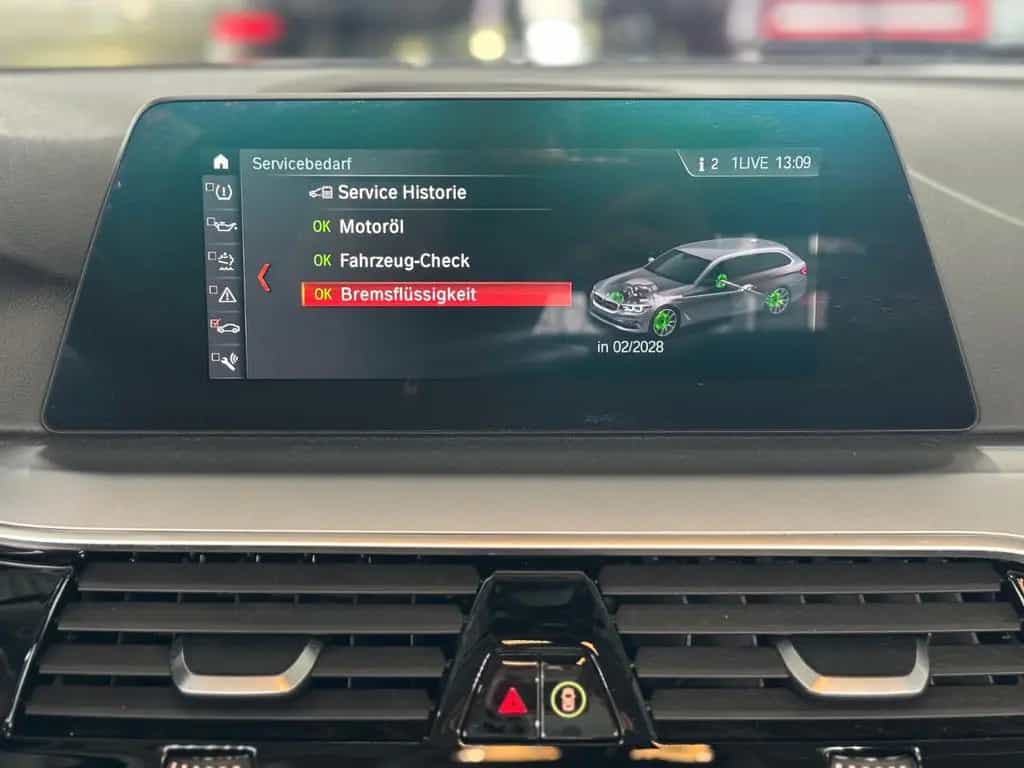 BMW 5 Series 520 d Touring "Business-P. Navi Connected Plus" 01/2020-photo-31