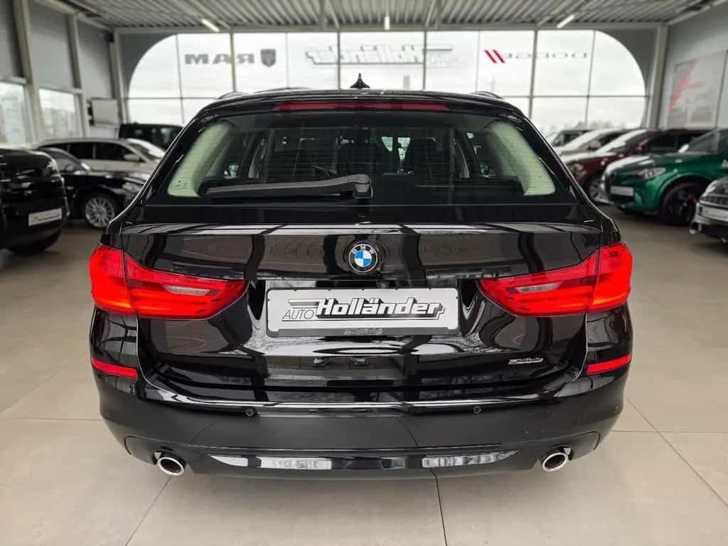 BMW 5 Series 520 d Touring "Business-P. Navi Connected Plus" 01/2020-photo-5