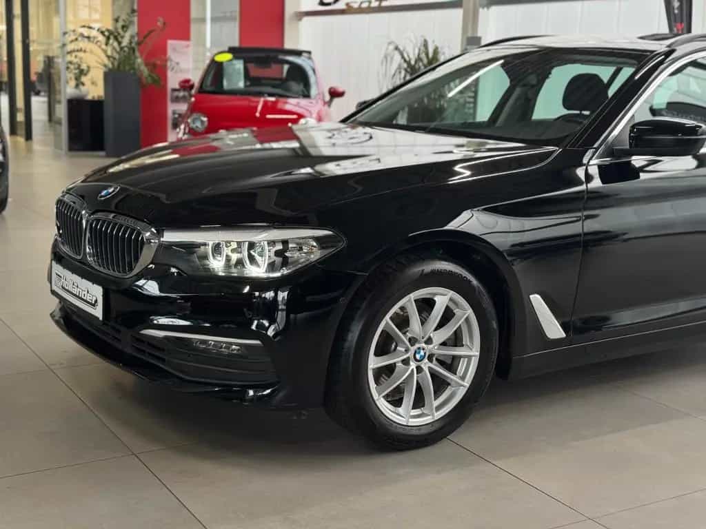 BMW 5 Series 520 d Touring "Business-P. Navi Connected Plus" 01/2020-photo-9