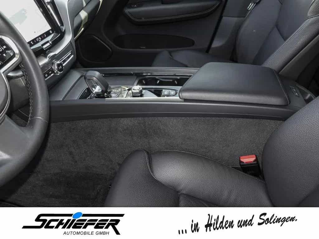 Volvo XC60 B4 D AWD Plus Bright 01/2024-photo-12