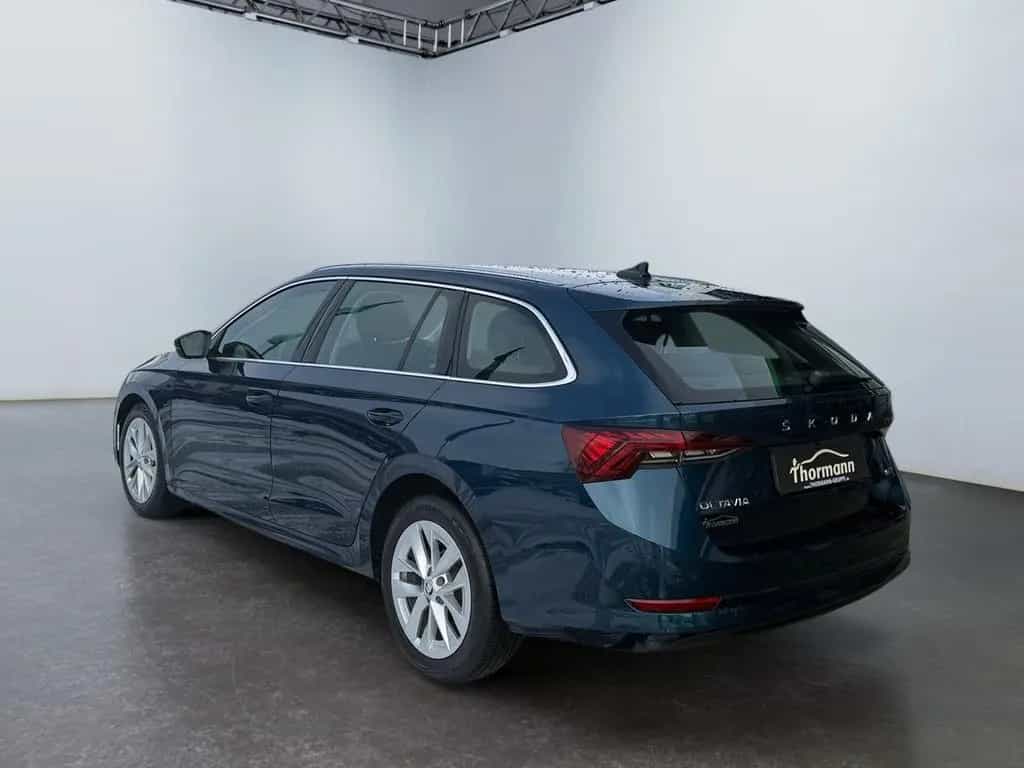 Skoda Octavia Combi Style 1.5 TSI e-TEC DSG LED 12/2021-photo-3
