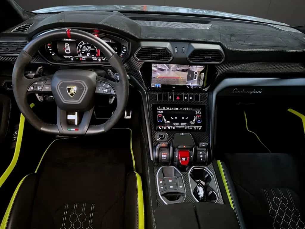 Lamborghini Urus Performante 03/2024-photo-12