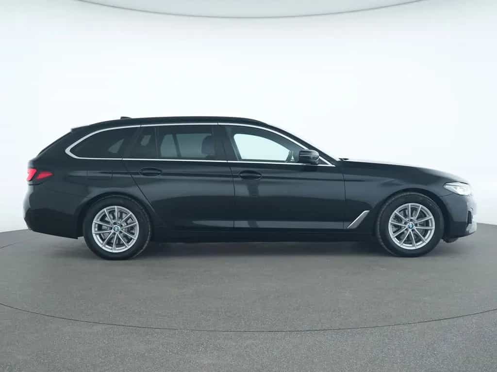 BMW 5 Series 520d BusinessPaket|Head-up-Display|Kamera|CarPla 01/2023-photo-5