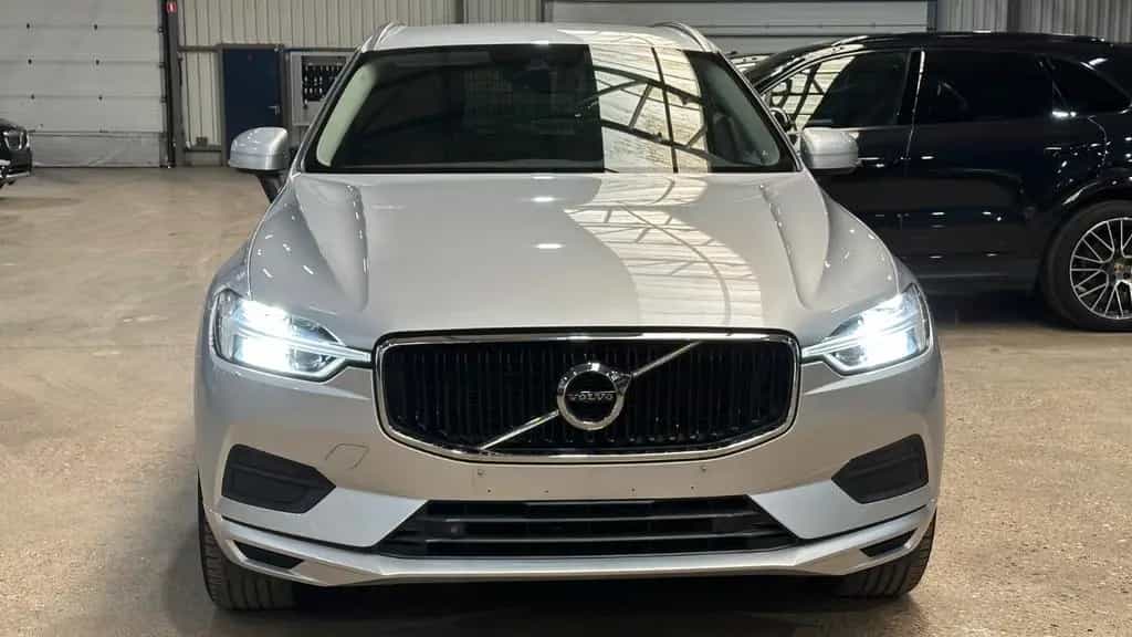 Volvo XC60 XC 60 XC60 Momentum Pro AWD LKW 09/2019-photo-1