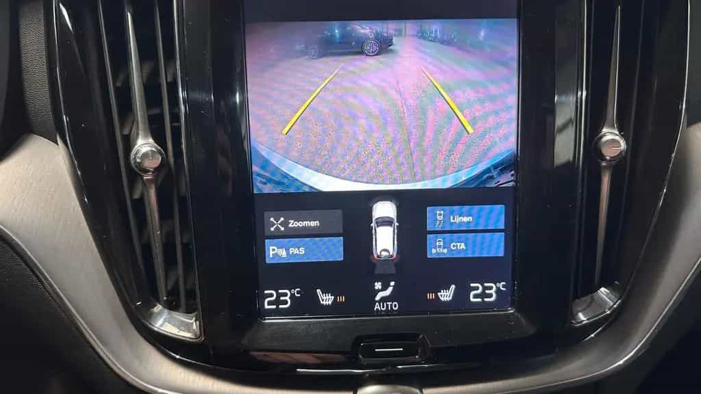 Volvo XC60 XC 60 XC60 Momentum Pro AWD LKW 09/2019-photo-13