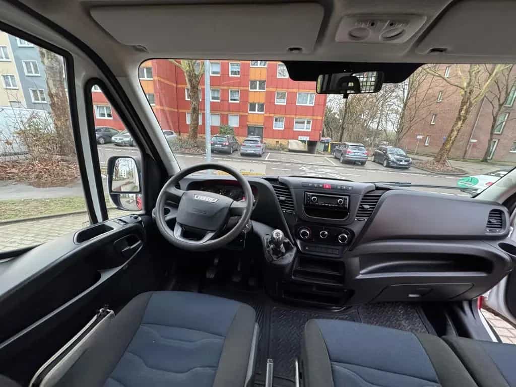 Iveco Daily Fahrgestell Doppelkabine 35 S Pritsche/99 12/2017-photo-10