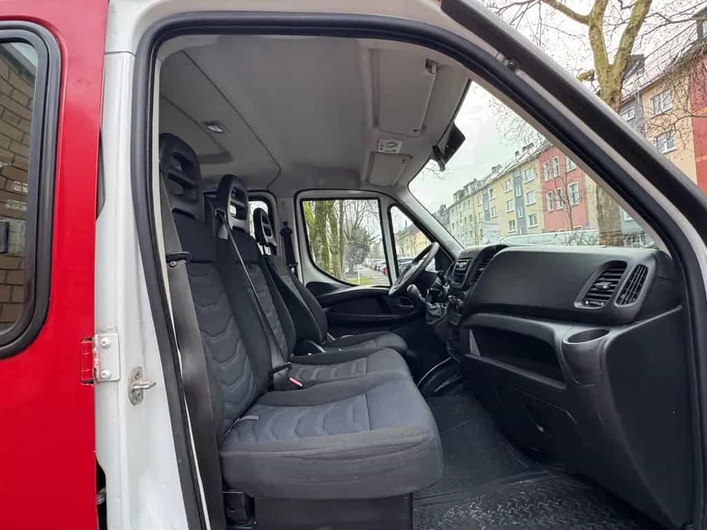 Iveco Daily Fahrgestell Doppelkabine 35 S Pritsche/99 12/2017-photo-12