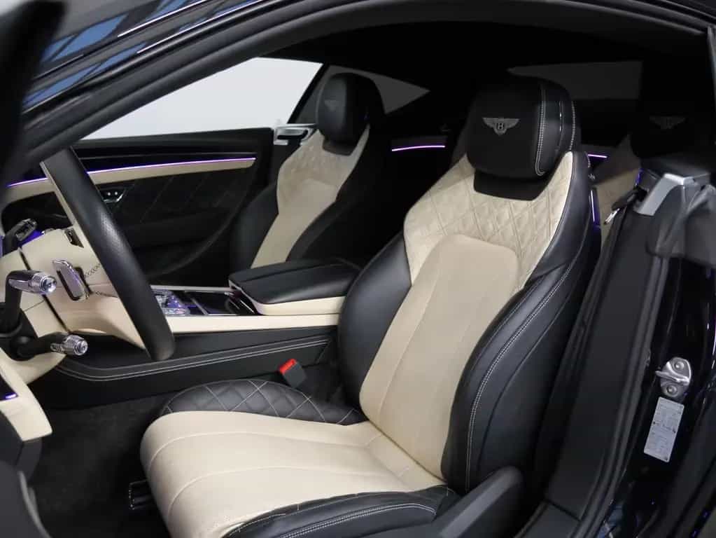 Bentley Continental GT *Mulliner*NAIM*First Edition*Stand 04/2019-photo-12