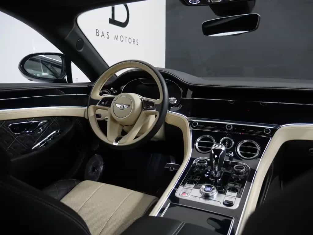 Bentley Continental GT *Mulliner*NAIM*First Edition*Stand 04/2019-photo-19