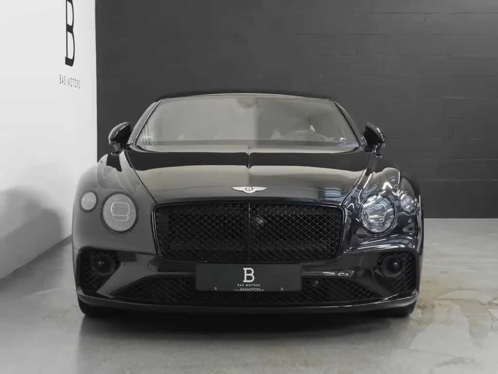 Bentley Continental GT *Mulliner*NAIM*First Edition*Stand 04/2019-photo-2
