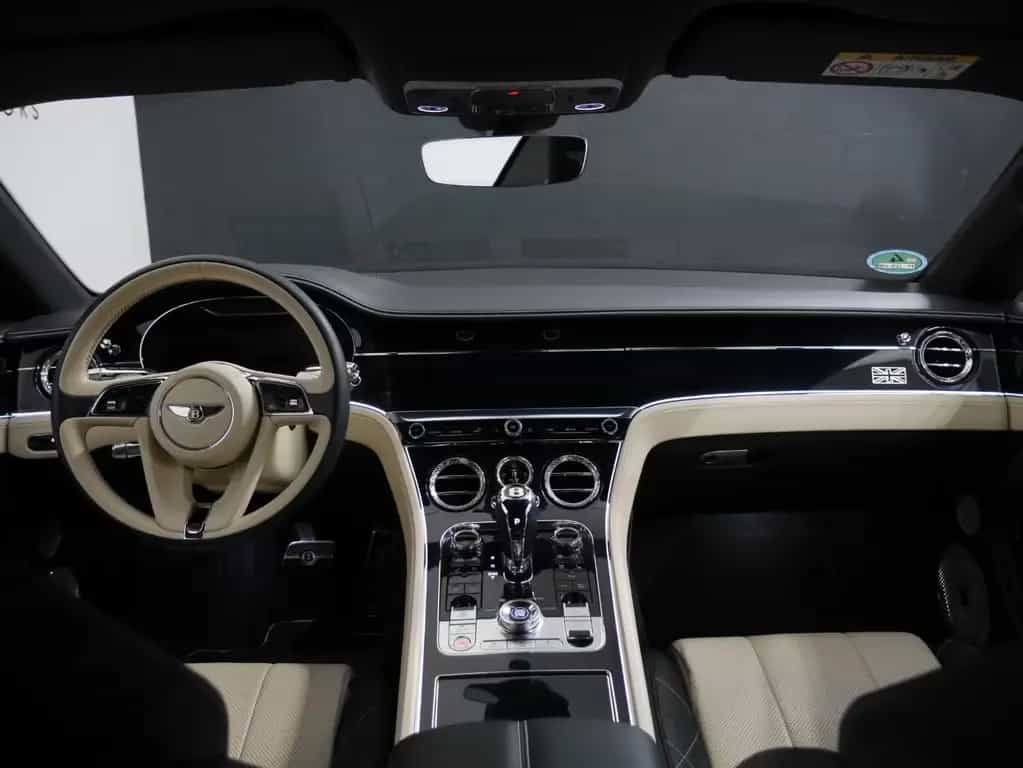 Bentley Continental GT *Mulliner*NAIM*First Edition*Stand 04/2019-photo-9