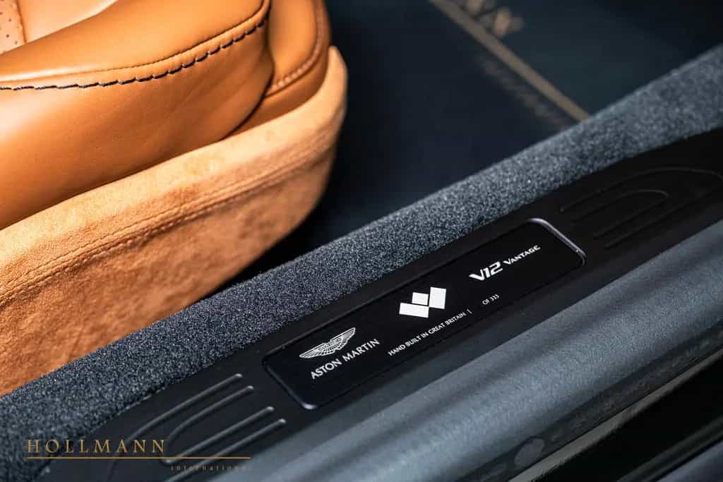Aston Martin V12 Vantage CARBON + CERAMIC + 360 CAMERA 02/2023-photo-19