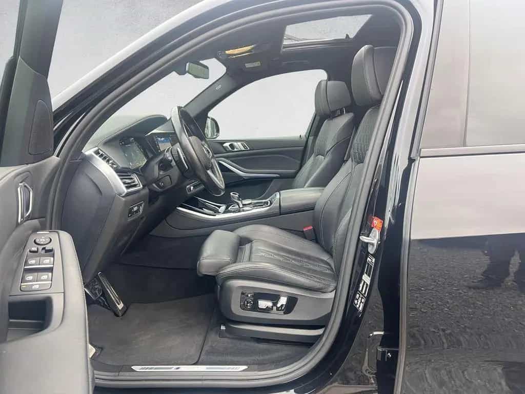 BMW X5 M50 i Laser Pano DrivAssProf Standheiz AHK3,5t 05/2022-photo-10